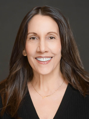 Miriam Masia Headshot